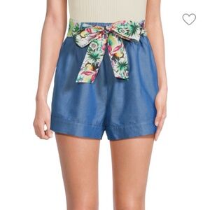Robert Graham Clea belted shorts
